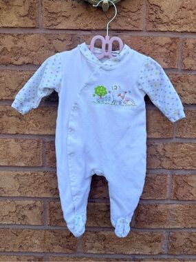 10/$25 • Snugabye Embroidered Detail Footless Cotton Sleeper